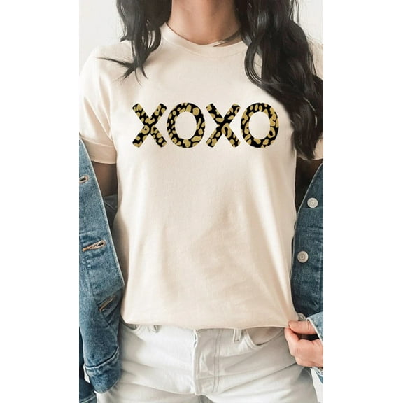 Metallic Gold Leopard Print XOXO Graphic Tee T-Shirt
