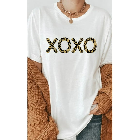 Metallic Gold Leopard Print XOXO Graphic Tee T-Shirt