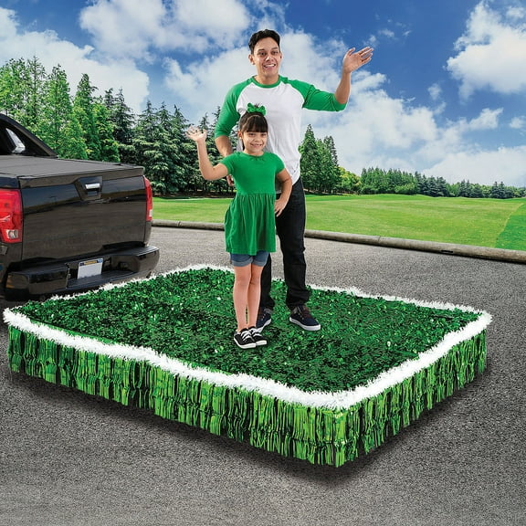 Metallic Green Parade Float Decorating Kit 8 Pieces