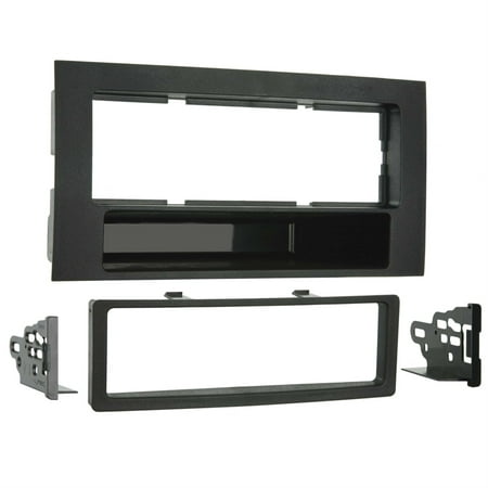 Metra - Dash Kit for Select 2004-2010 Volkswagen Touareg DIN - Black
