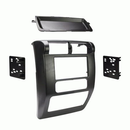 Metra - Dash Kit for Select 2003-2006 Jeep Wrangler Vehicles - Black