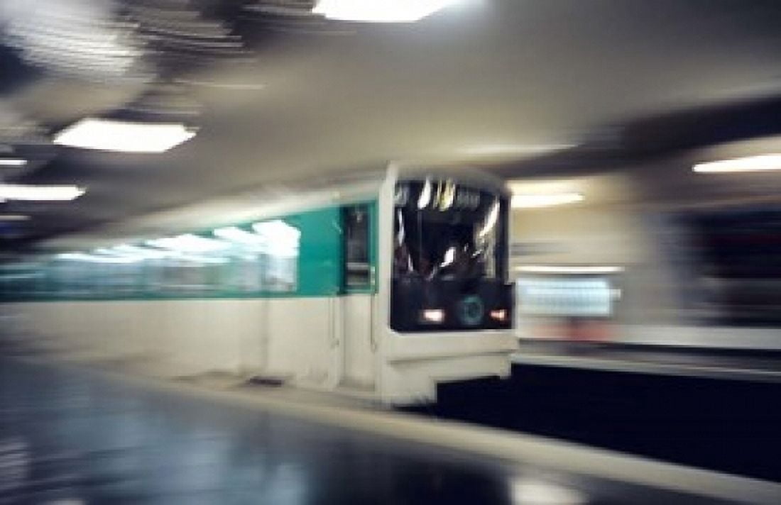 Metro Paris France Canvas Art - David Barnes DanitaDelimont (36 x 24)