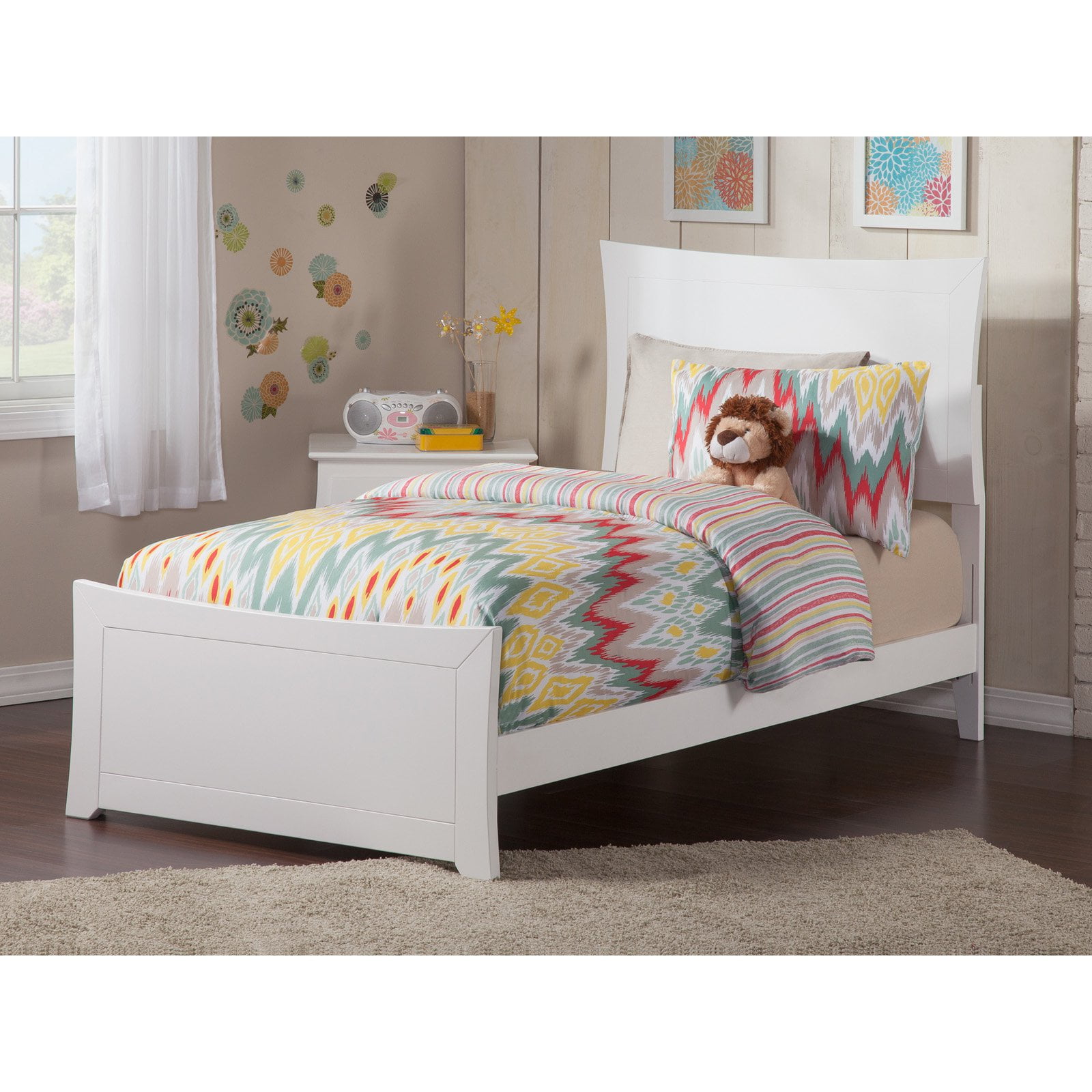 Metro Twin White Wood Platform Bed with Headboard