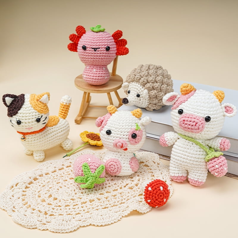 Noouwar 2pcs Crochet Kit for Beginners with Step-by-Step Video Tutorials - Beginner Crochet Kit for Adults Kids - Amigurumi Crochet Animal Kit DIY