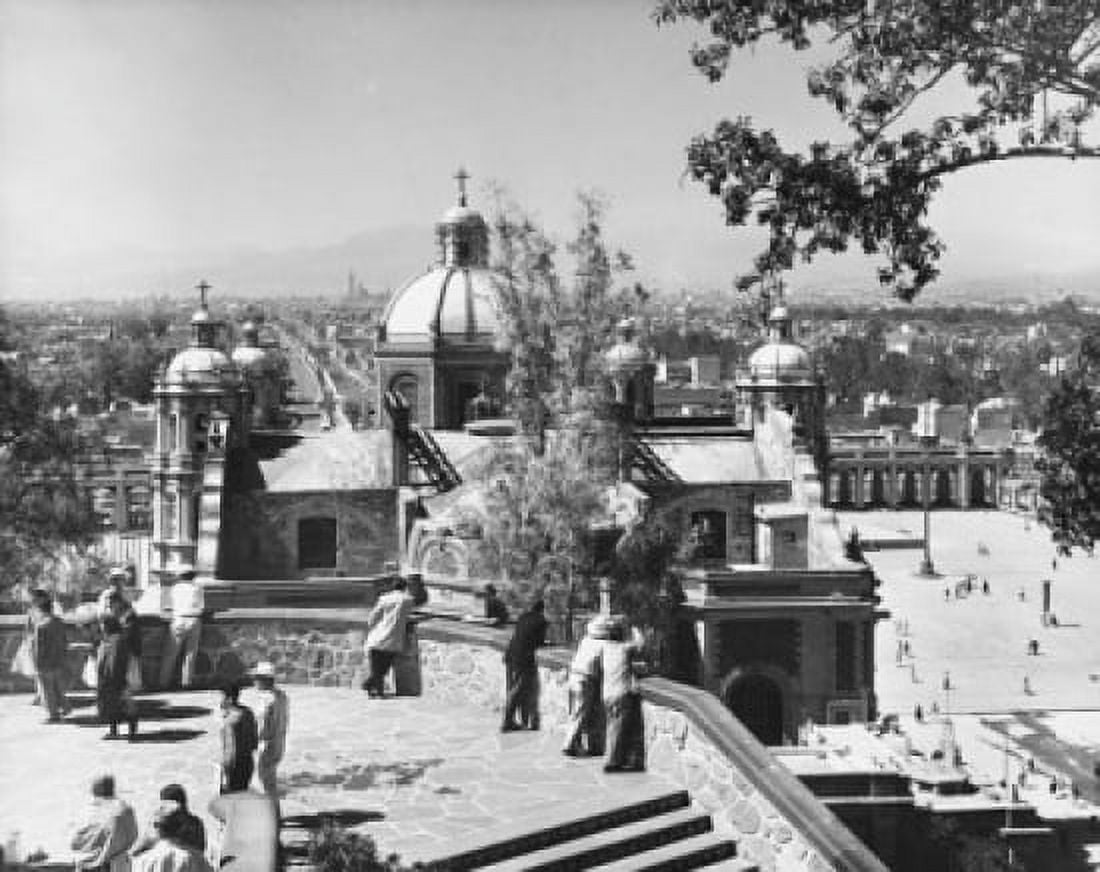 Mexico Mexico City tourists Metropolitan Cathedral Canvas Art - (24 x 36)