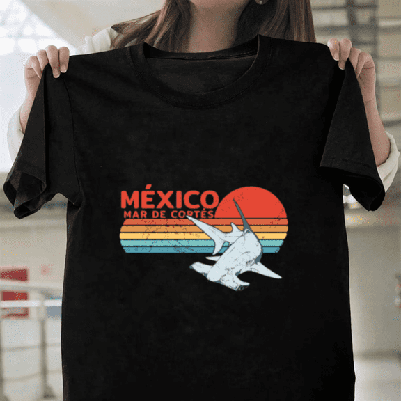 Mexico Sea Of Cortez Hammerhead Shark Diving Travel Souvenir Graphic Unisex T-Shirt, up to size 3XL.