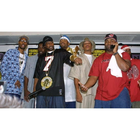 Miami Beach FL 8-20-2001. Wu Tan Clan backstage at the 2001 Source Hip Hop Awards at the Jackie Gleason Theater. Photo By Adam Scull