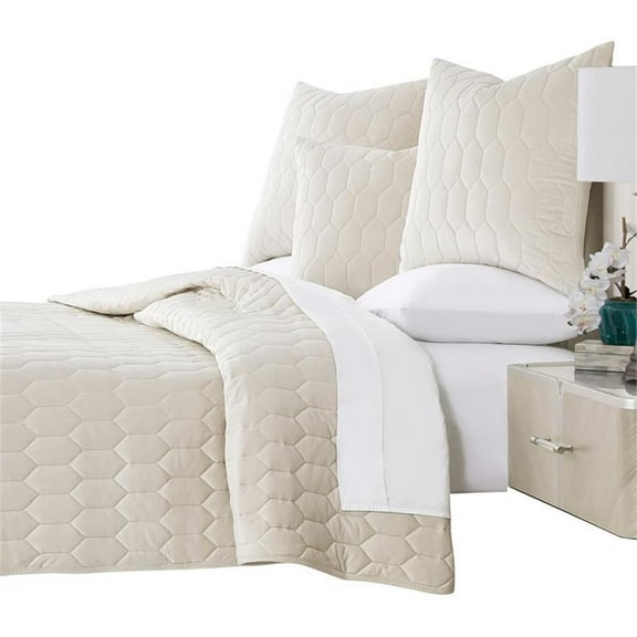 Michael Amini Niagara 4-piece Diamond Fabric King Quilt Set in Tan/Sand