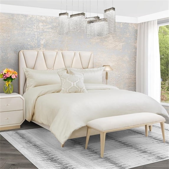 Michael Amini Westlyn 4-Piece Queen Comforter Set - Ivory