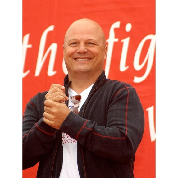 Michael Chiklis In Attendance For L.A.'S Revlon RunWalk For Women'S Cancer Research Los Angeles Memorial Coliseum Los