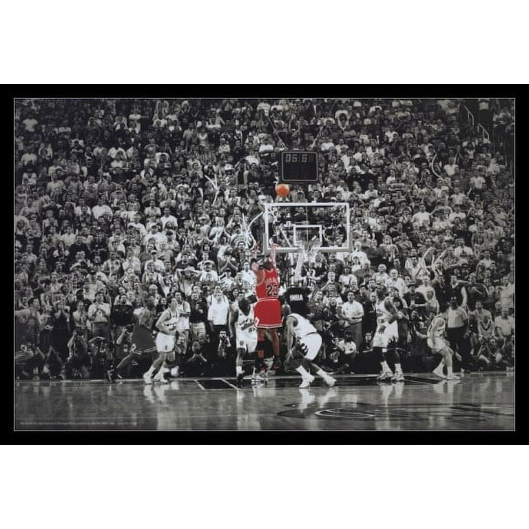 Michael Jordan Last Shot Title Winning Last Shot In Chicago Poster Poster  Print - Item # VARXPS1236 - Posterazzi