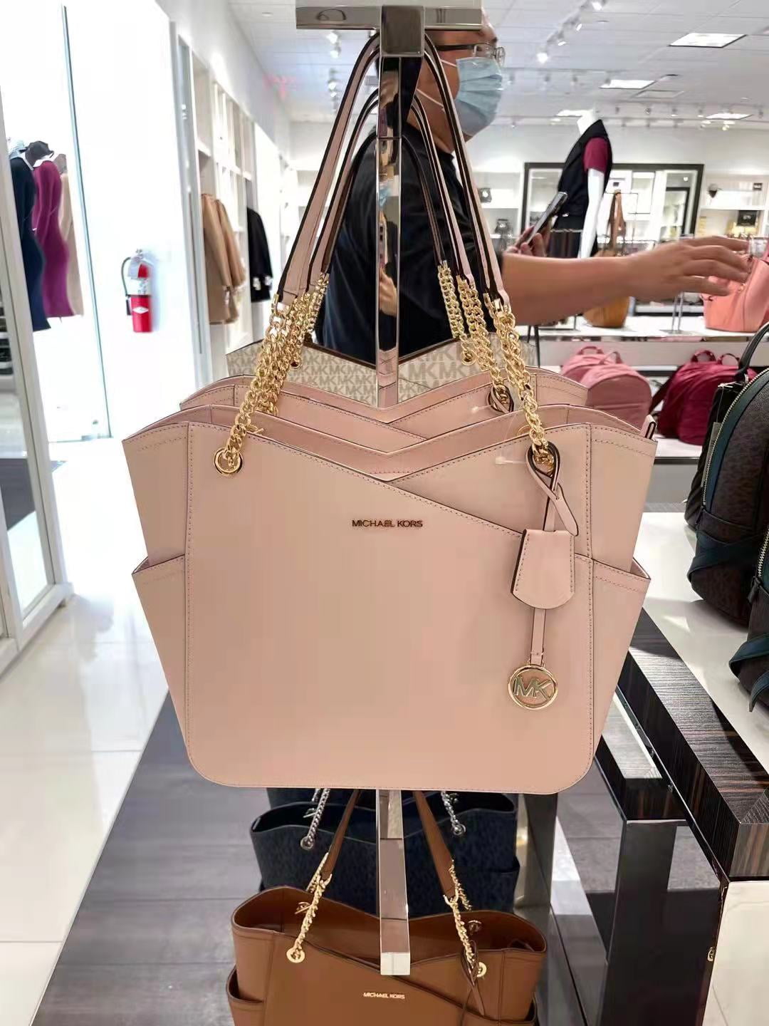 michael kors pink bag with gold chain