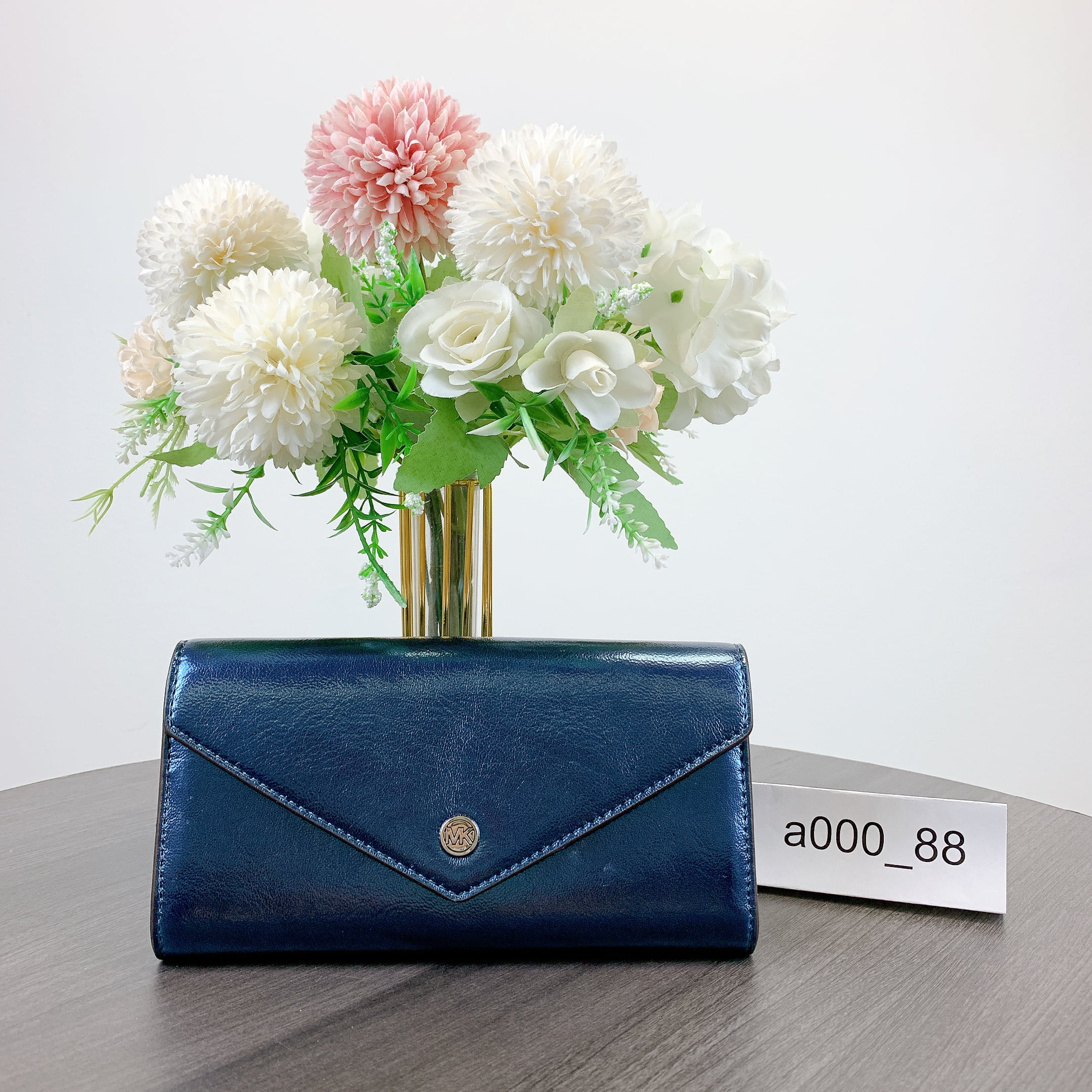 Michael Kors 35H3STVE7M Jet Set Travel Large Metallic Envelope