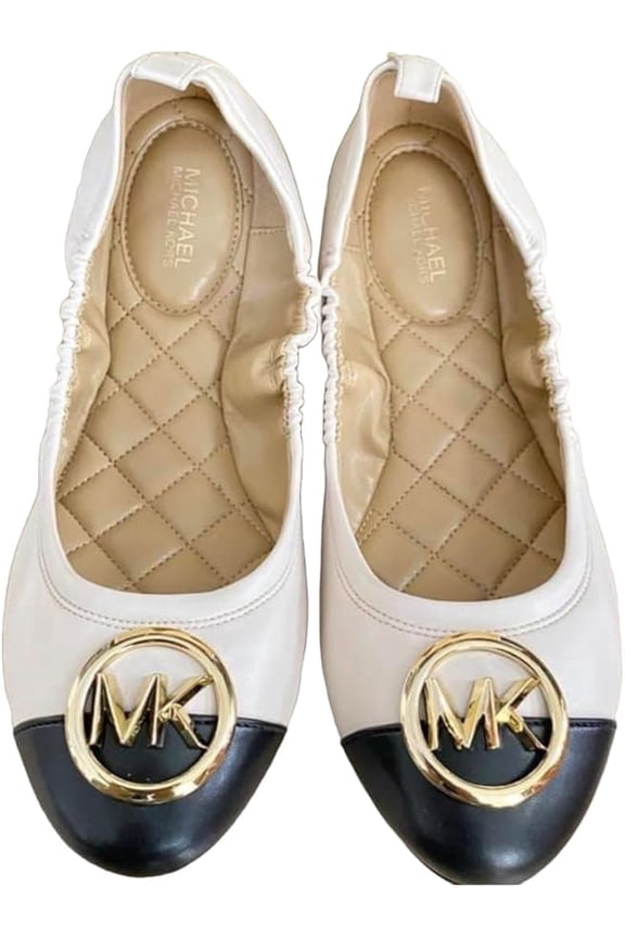 Carmen Womens Signature Ballet Flat Logo