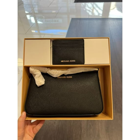 Michael Kors Giftable Boxed Items Set Card Wallet Black + Pochette Crossbody Bag