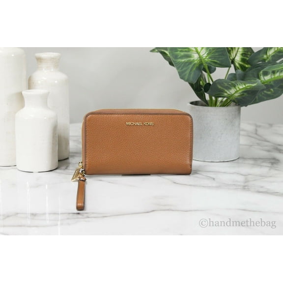 Michael Kors Jet Set Lg Luggage Leather Multifunction Phone Wristlet Wallet …