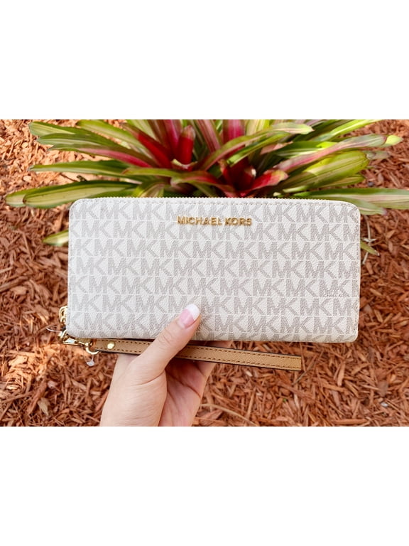Jet Set Travel Continental Wallet Long Vanilla Signature Mk