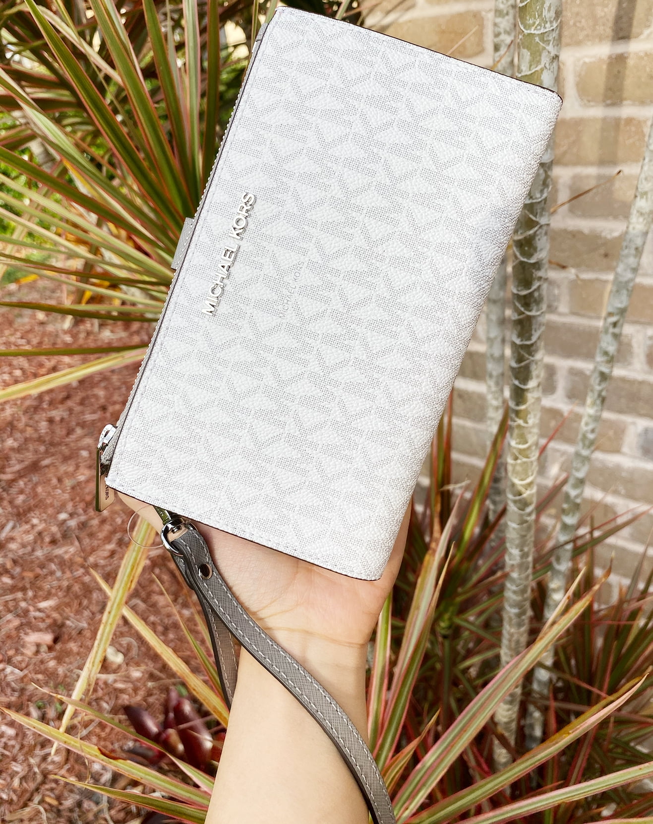 Michael kors jet set travel deals bright white