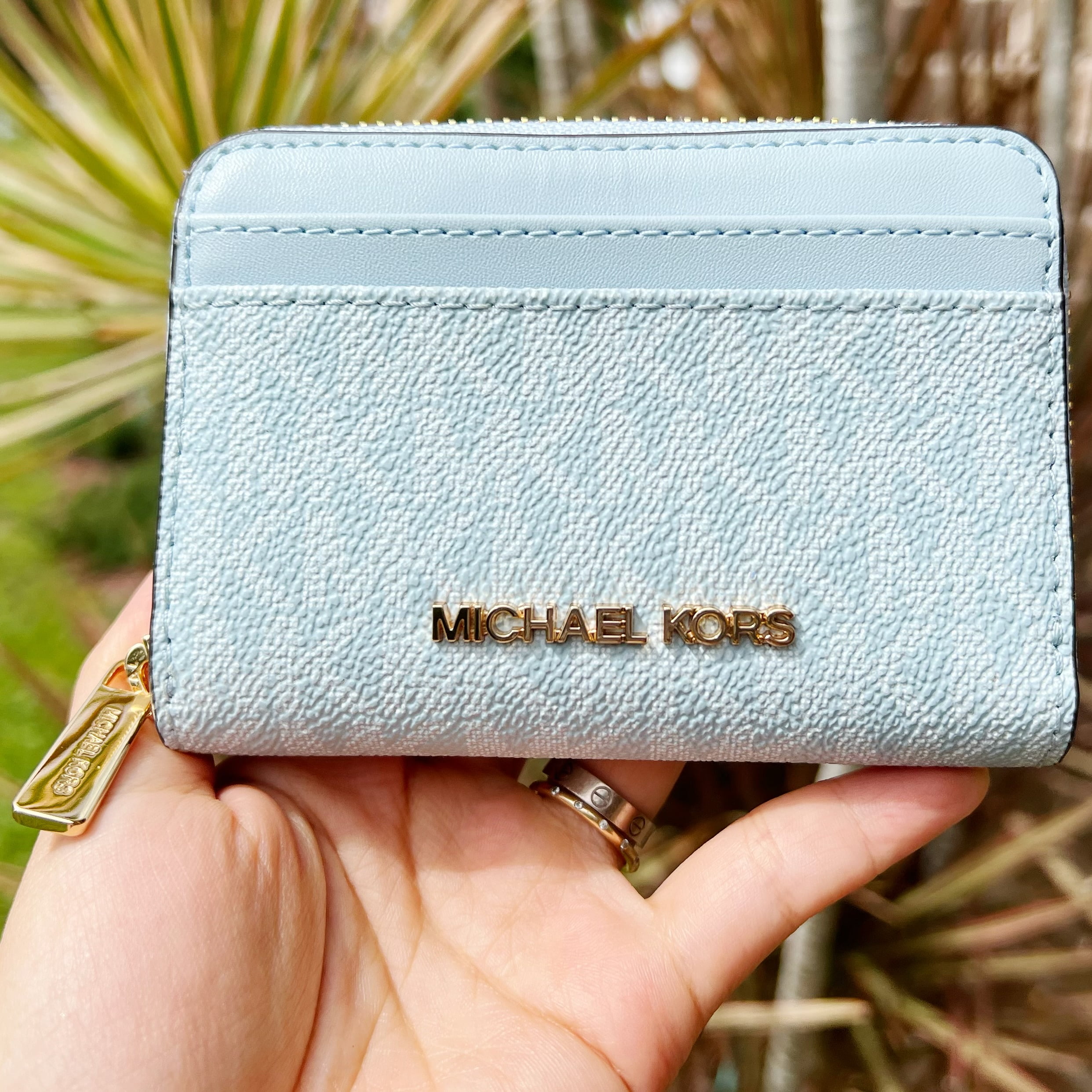 マイケルコース Michael Kors Jet Set Travel Medium Zip Around Card Case Mk Pale