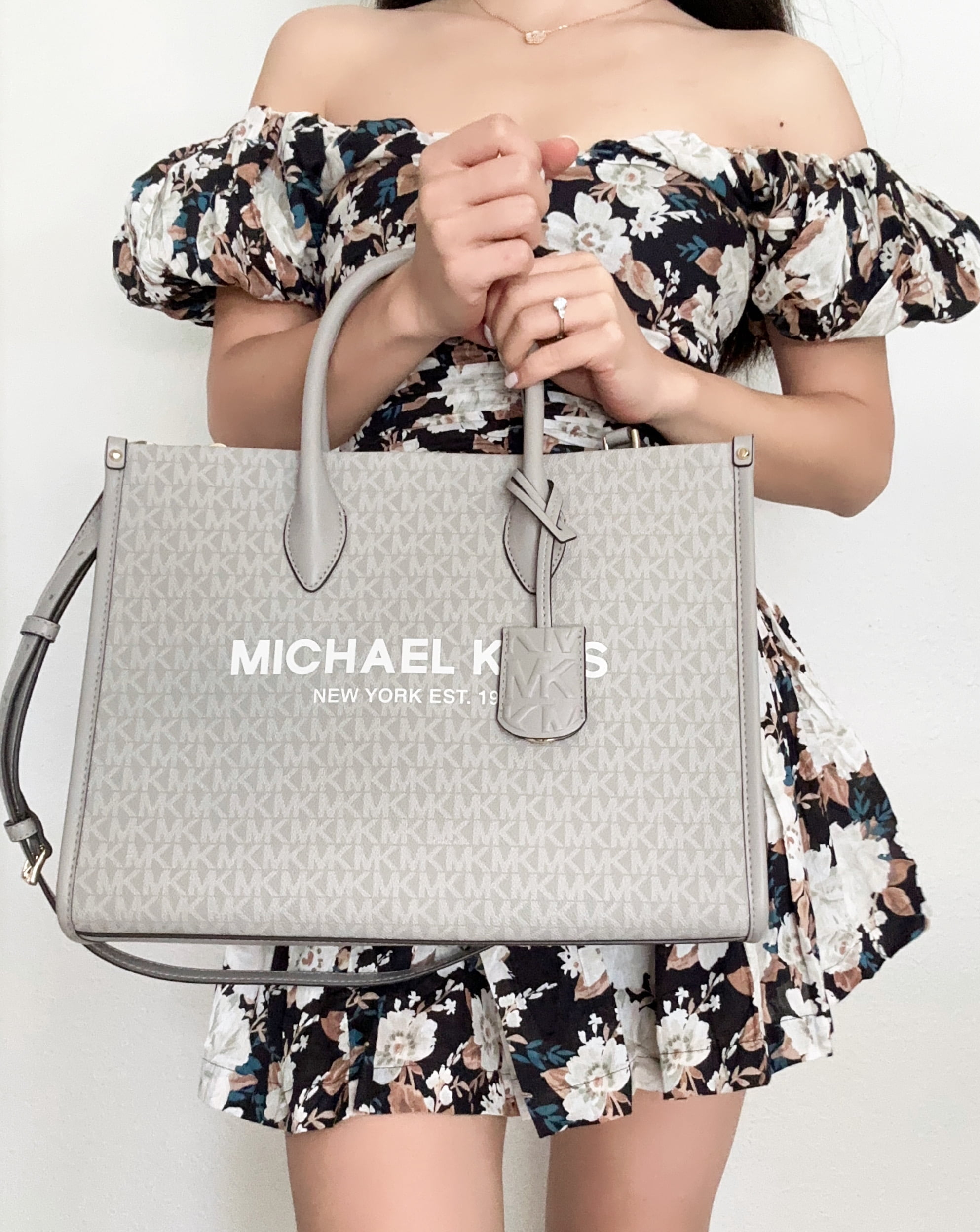 Gray michael 2025 kors tote