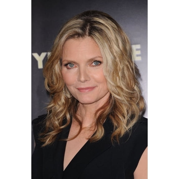 Michelle Pfeiffer At Arrivals For New Year'S Eve Tribeca Film Institute Benefit Screening Photo Print (8 x 10)