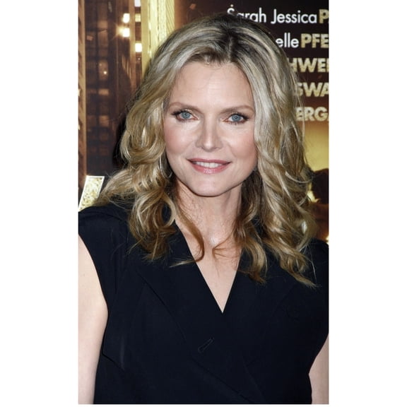 Michelle Pfeiffer At Arrivals For New Year'S Eve Tribeca Film Institute Benefit Screening Photo Print (8 x 10)