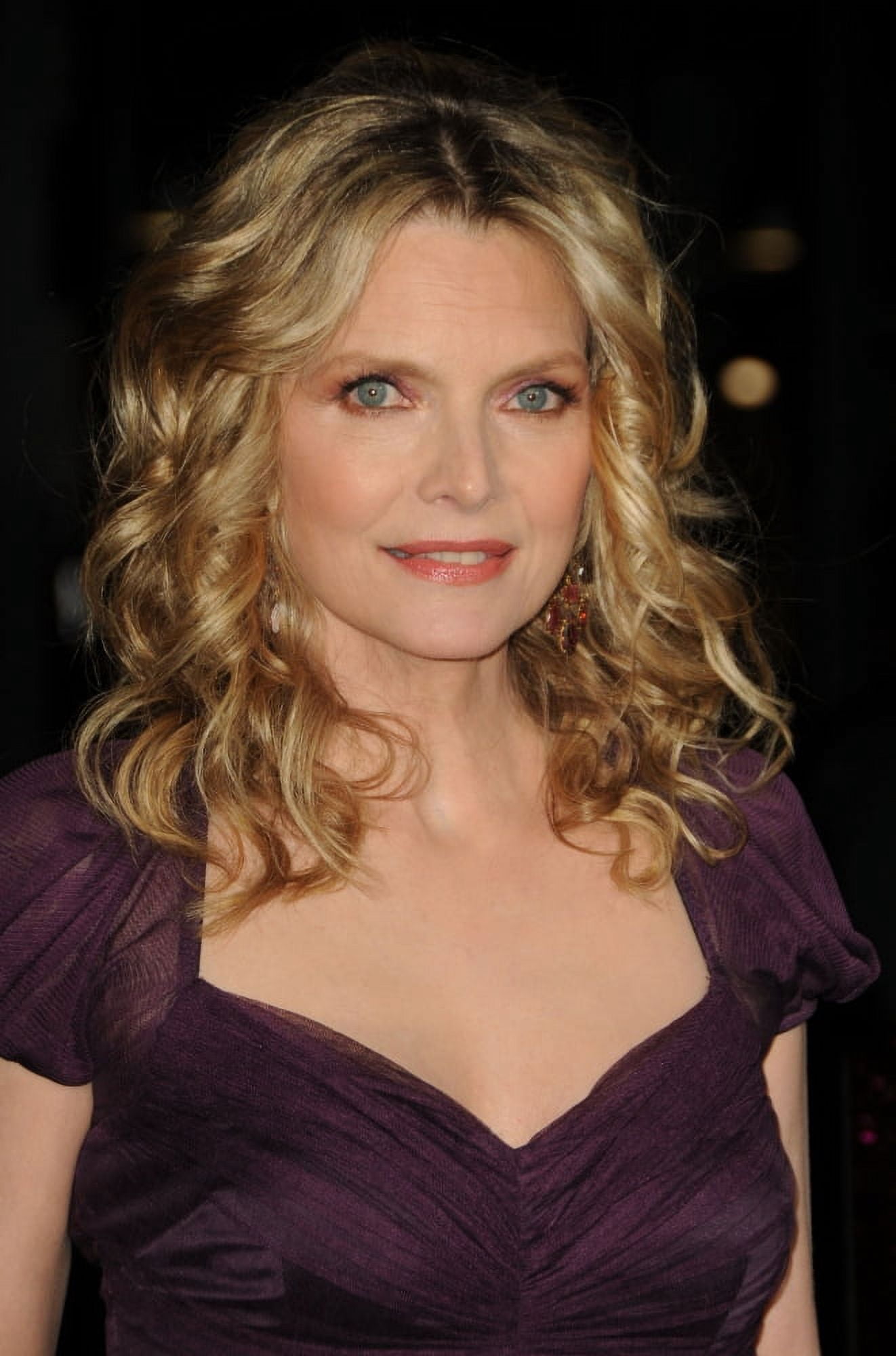 Michelle Pfeiffer At Arrivals For New YearS Eve Premiere Canvas Art - (16 x 20)