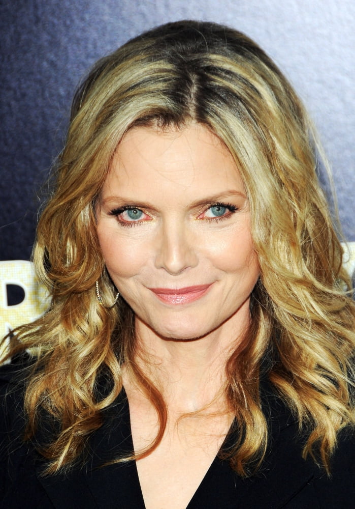 Michelle Pfeiffer At Arrivals For New YearS Eve Tribeca Film Institute Benefit Screening Canvas Art -  (16 x 20)