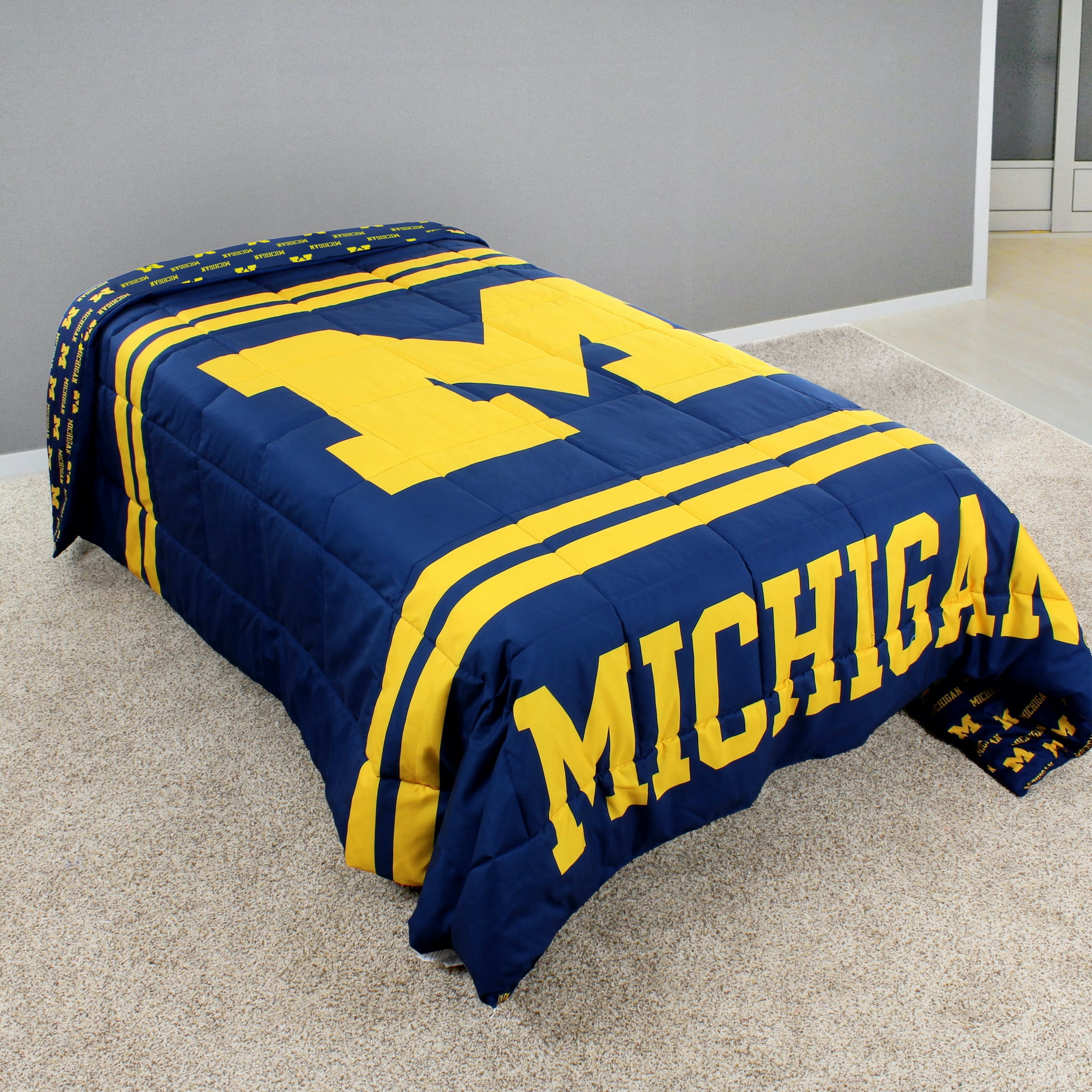 Michigan Wolverines Reversible Big Logo Soft and Colorful Comforter, Twin