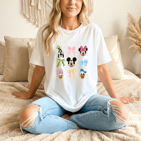 Mickey And Friends Minnie Bow Coquette Disneyworld T-Shirt All Size S-5XL
