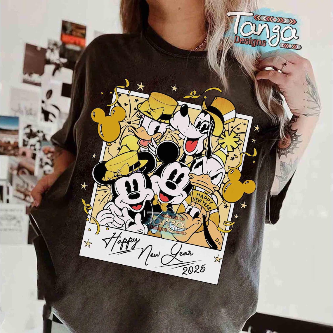 Mickey & Friends Happy New Year Fireworks 2025 T-Shirt, Disney Family