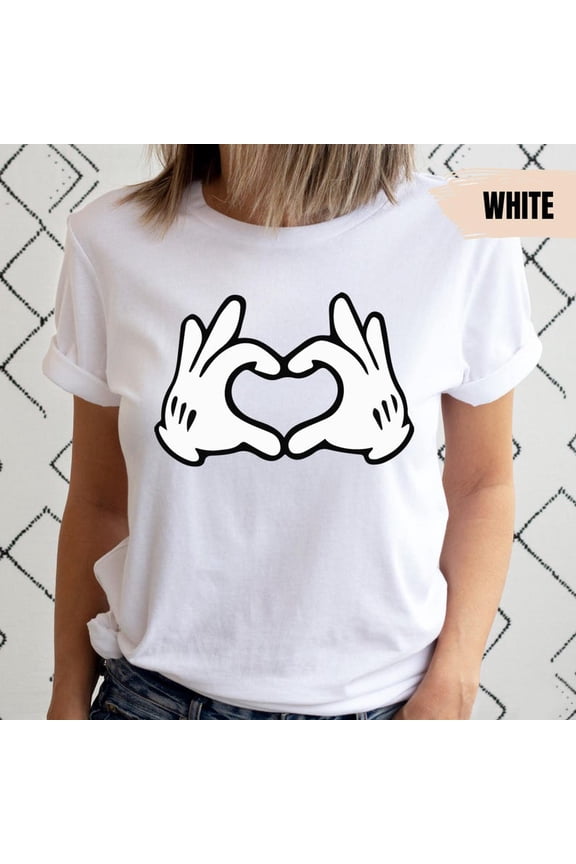 Mickey Hands Heart Disneyland Valentines Couple Disneyworld Trip T-Shirt All size S-3XL