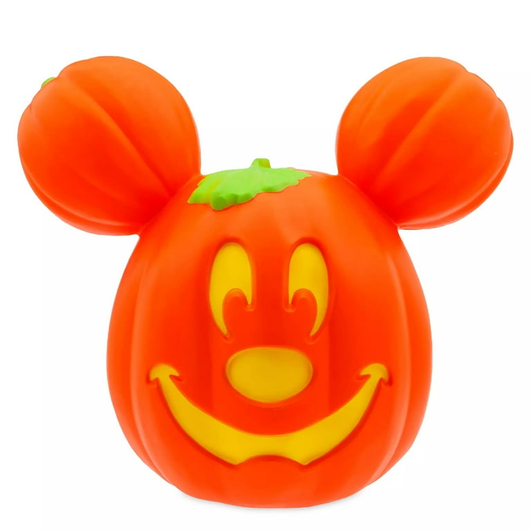 Mickey deals Mouse Lantern