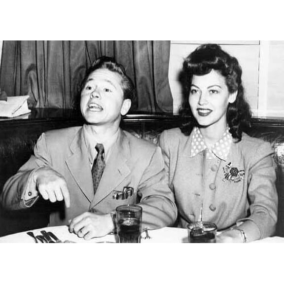 Mickey Rooney & wife Ava Gardner dine out Brown Derby Hollywood 1943 5x7 photo