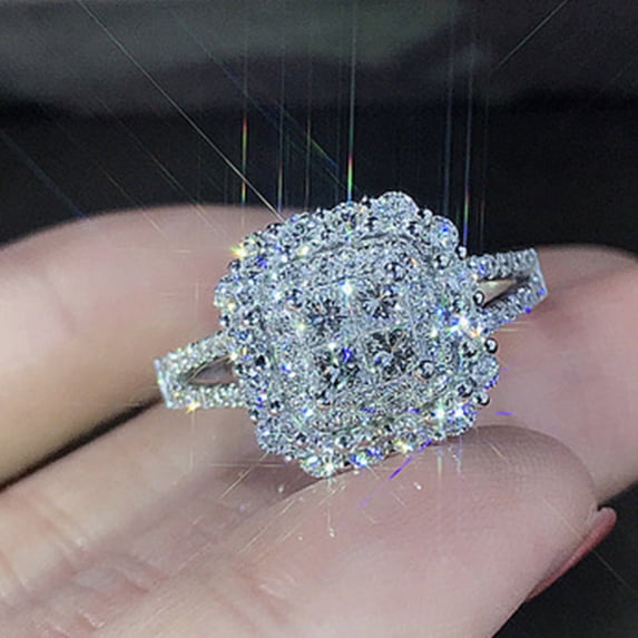 Princess Cut Simulated Diamond Ring Wedding Jewelry Electroplating Finish Individually Packed Metal Ring Metal