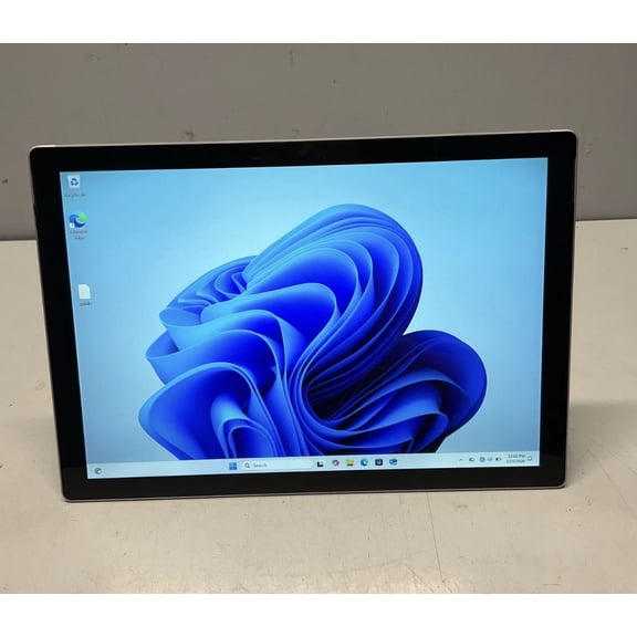 Pre-Owned Microsoft Surface Pro 5 12.3" Tablet 128GB WiFi Core i5-7300U 2.6GHz,Silver