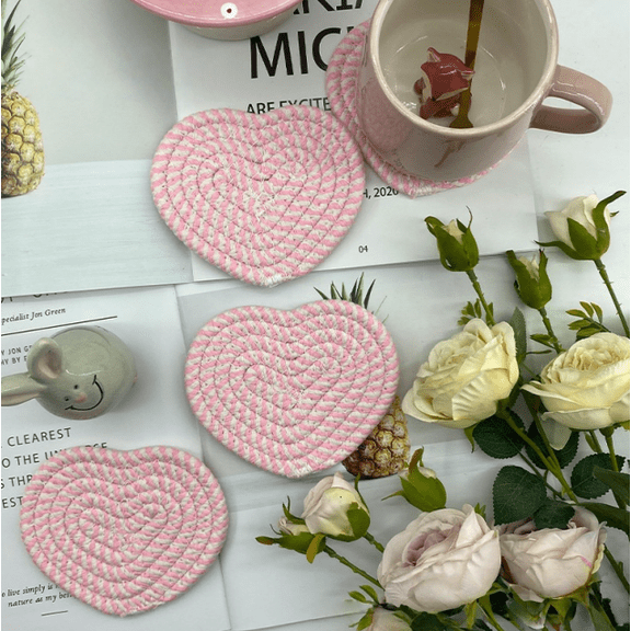 Mictong woven heart-shaped insulation pad, 4.93x4.14-inch cotton rope coaster, hand woven coaster for beverage coasters, suitable for home kitchens, offices, coffee shops, 4-piece, pink