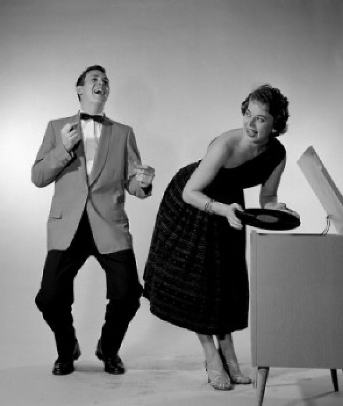 Mid adult couple dancing Canvas Art - (18 x 24)