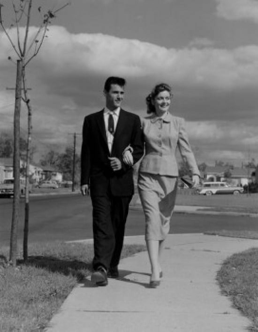 Mid adult couple walking Canvas Art - (18 x 24)