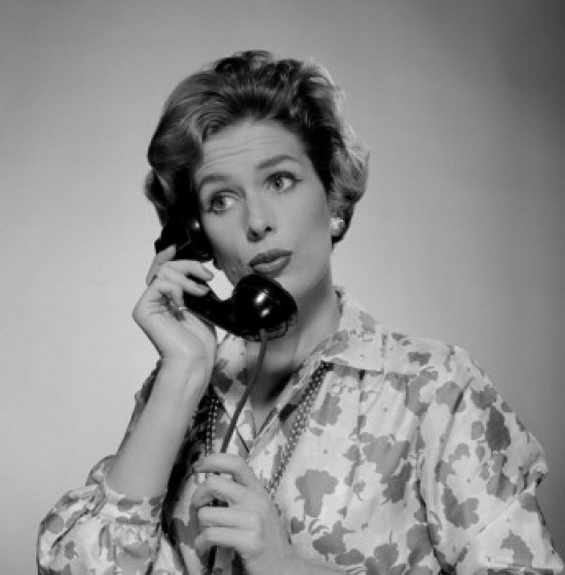 Mid adult woman talking on the phone Canvas Art - (18 x 24)