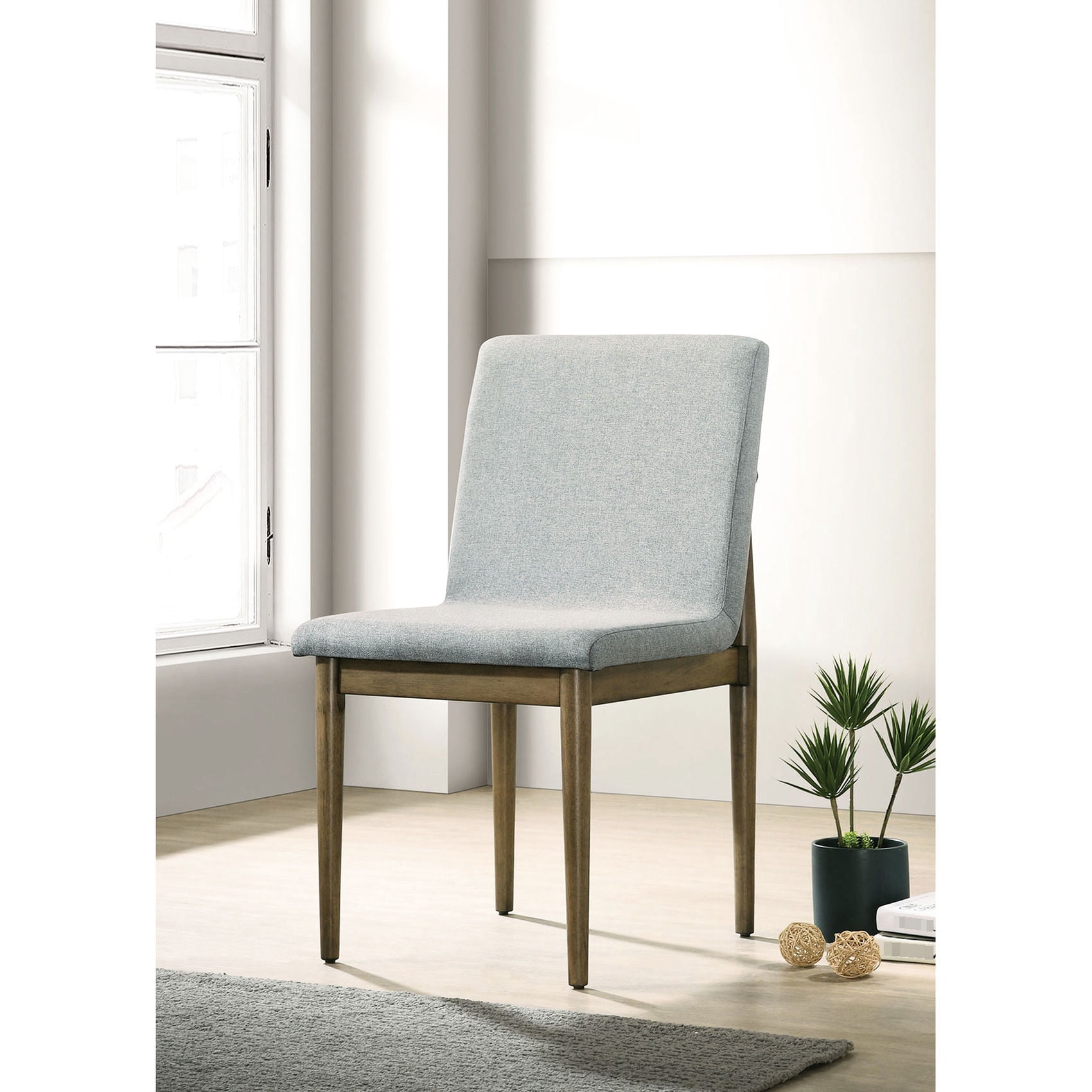 Mid-century Modern Round Tapered Leg Dining Chairs / Stylish Seating ...