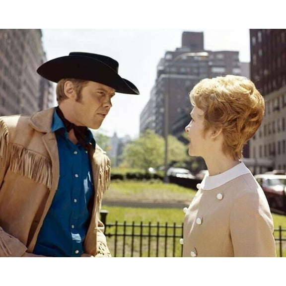 Midnight Cowboy Jon Voight Georgann Johnson in Manhattan 8x10 inch photo