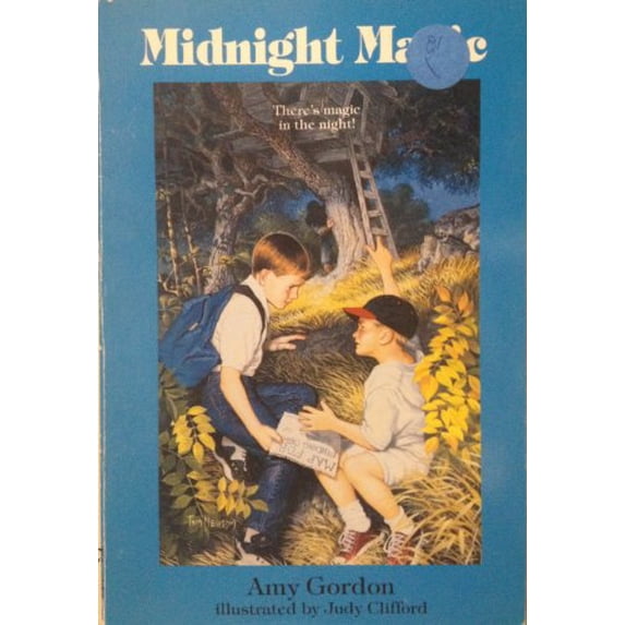 Pre-Owned Midnight Magic (Paperback) 0816736618 9780816736614