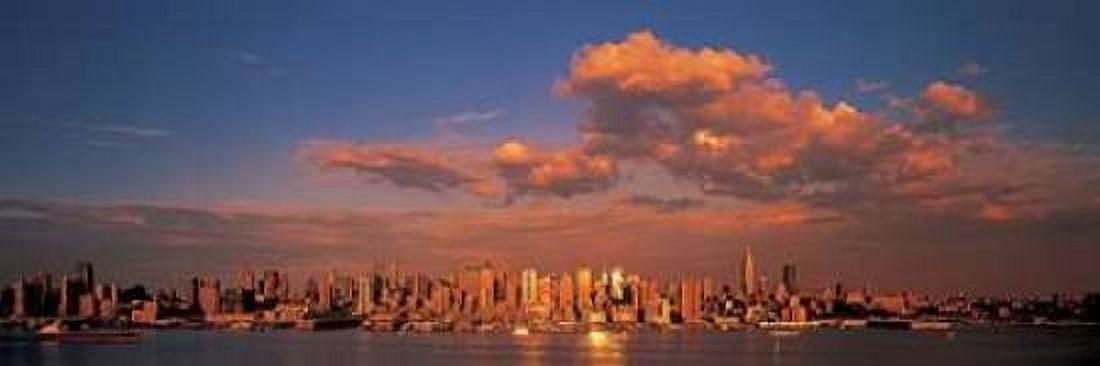 Midtown Manhattan Skyline NYC Canvas Art - Richard Berenholtz (8 x 24)
