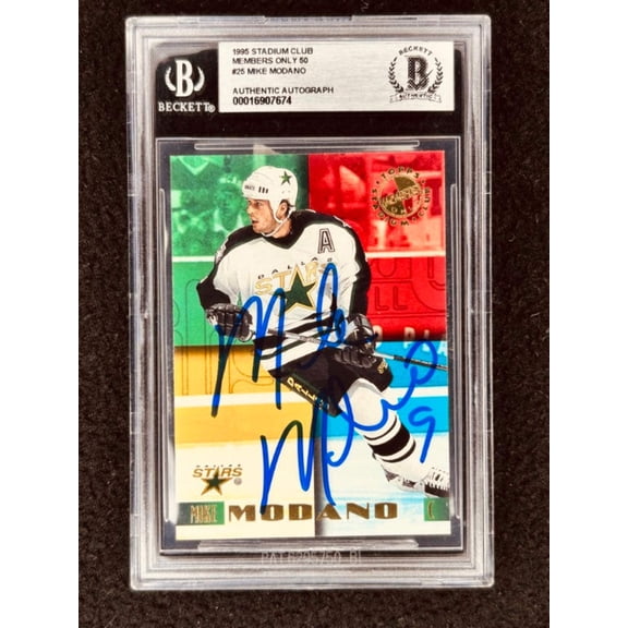 Mike Modano autographed Dallas Stars 1995-96 Stadium Club Members Only card BAS