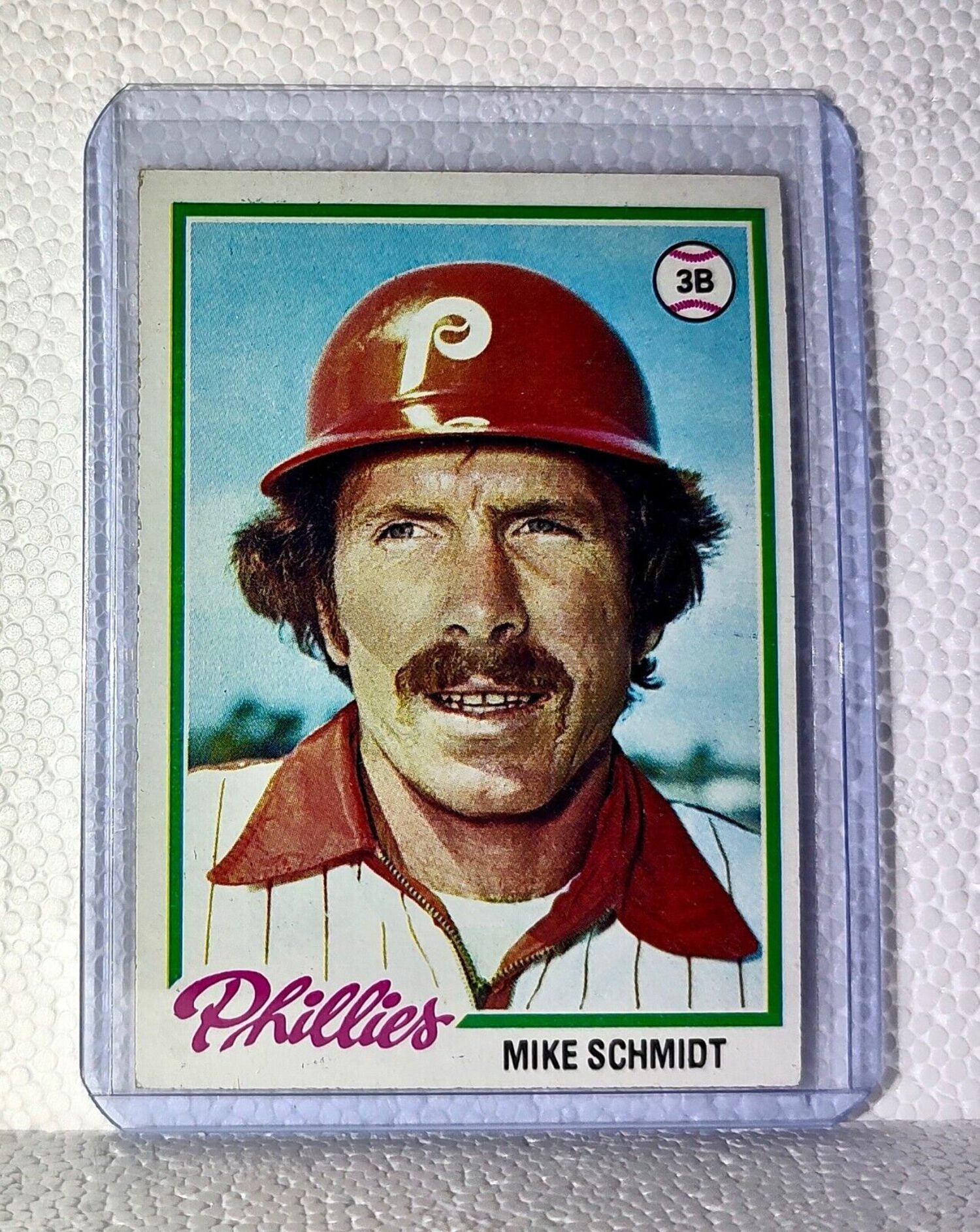 1981 Donruss Mike Schmidt Baseball Card #11 - Philadelphia Phillies Collectible Trading Card, Free Shipping