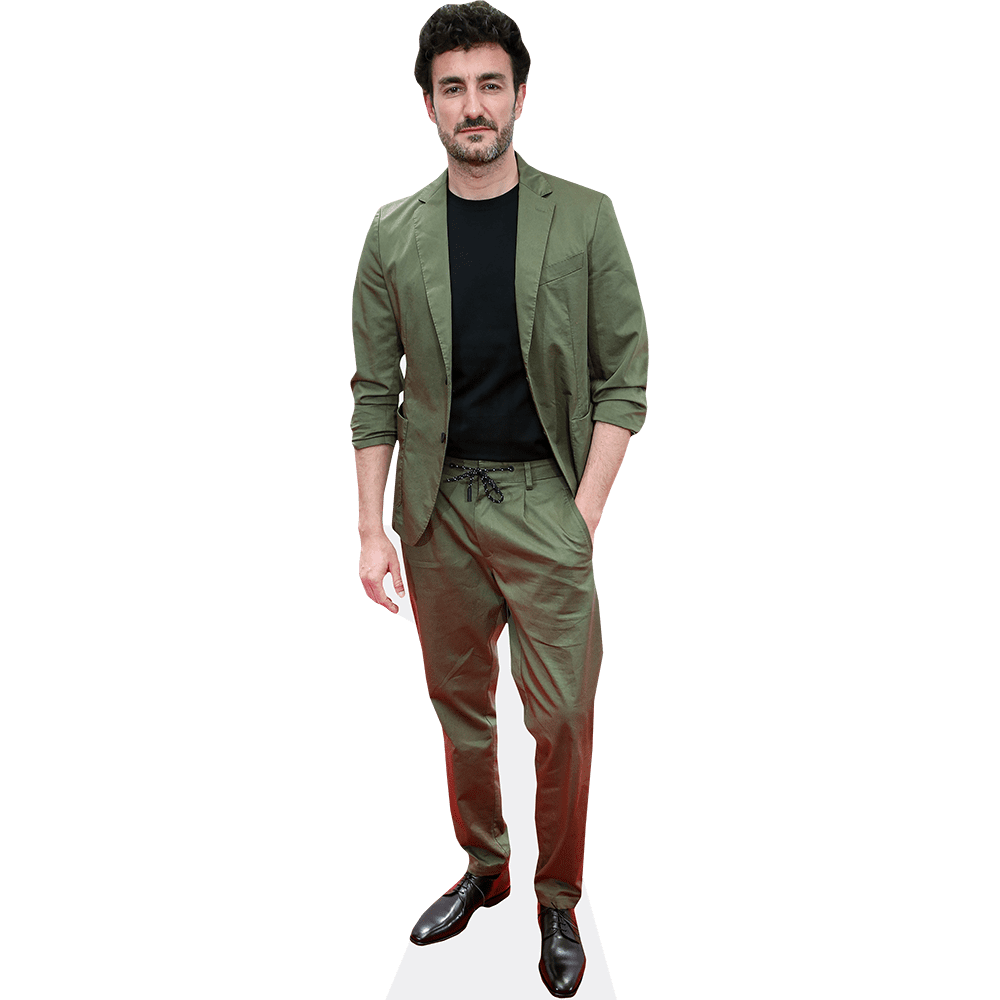 Sagoma Di Cartone Mini Formato Di Rhys Darby In Abito Verde: 60,5 Cm, Alta Definizione. Perfetta Per Collezionisti E Fan, Fatta In Europa.