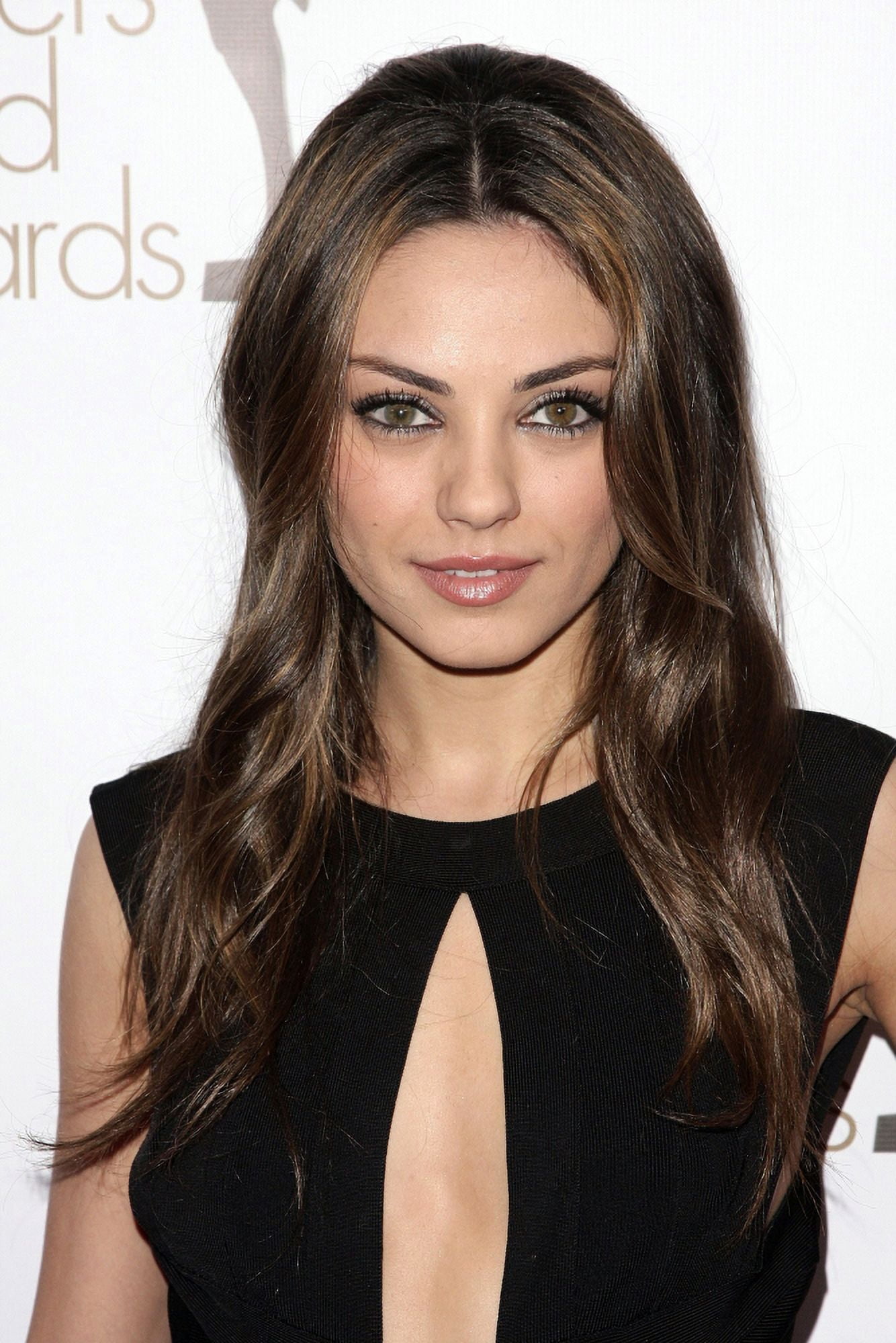 Mila Kunis At Arrivals For 2010 Writers Guild Of America (Wga) West Coast Awards - Arrivals Canvas Art - (16 x 20)