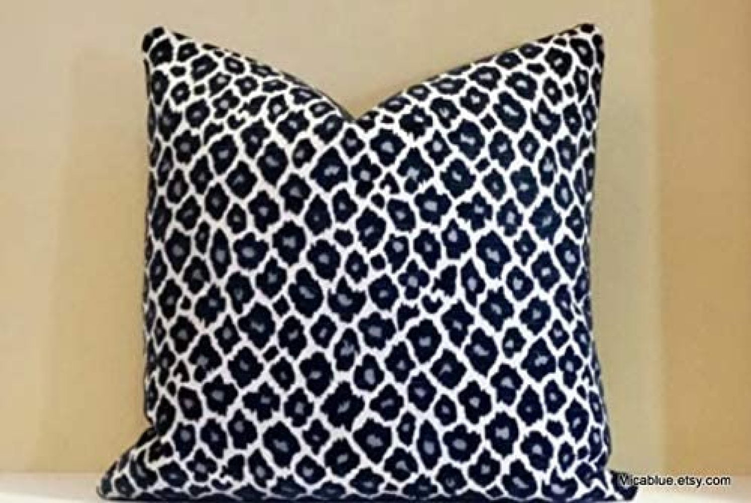 https://i5.walmartimages.com/seo/MilcTabe-Accent-Pillow-Navy-Blue-Leopard-Print-Pillow-Cover-Reversible-Pillow-Cover_c07bd572-8153-4252-94de-45bd3ea09d2c.ce3ff49b75b39e5b36ef8566eb787afe.jpeg