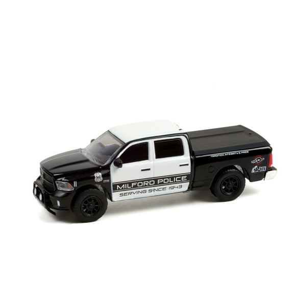 Milford Police Department 2017 Dodge Ram 1500 SSV 4x4 Pickup Truck with Bed Cover, White and Black - Greenlight 42980E/48 - 1/64 scale Diecast Model Toy Car